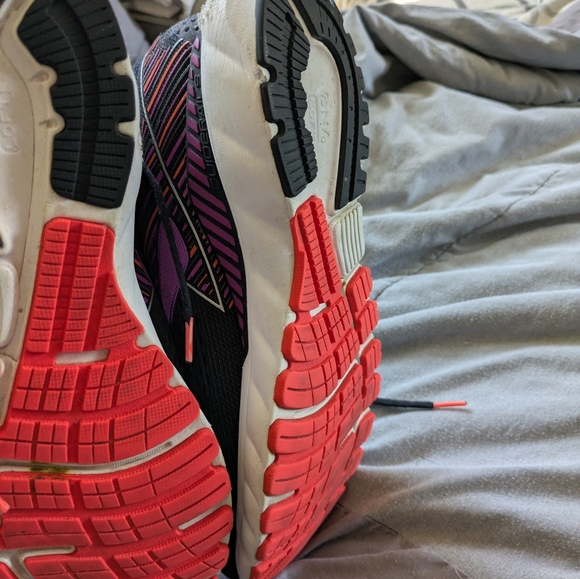 Women's Black and Pink Athletic Shoes - Picture 6 of 7